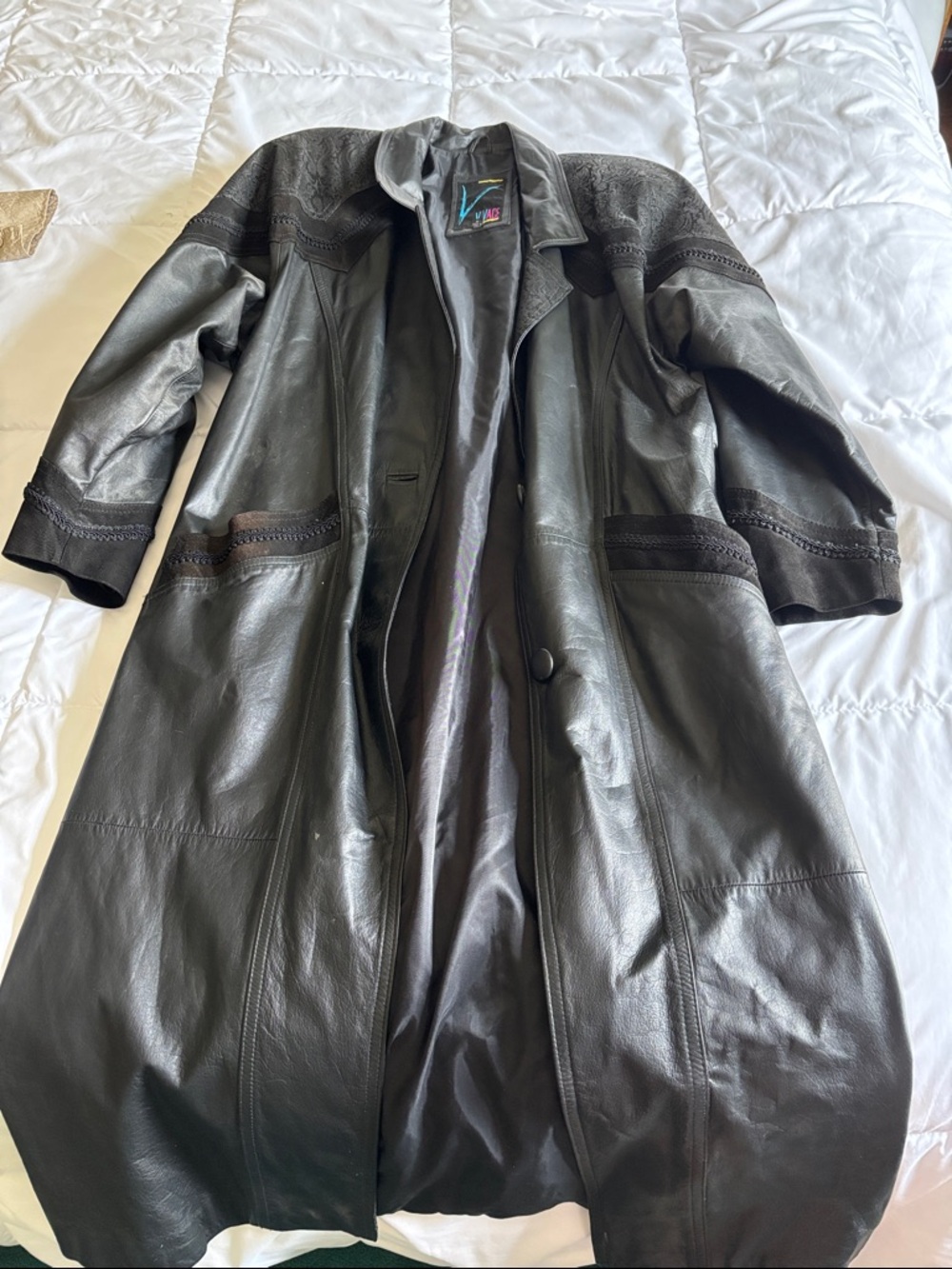 Vintage Black Leather Trench Coat with Textured Yoke